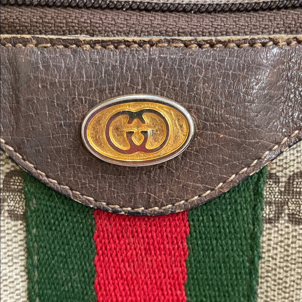 Vintage Gucci Tan and Brown Duffel Bag with Green and Red Stripe - Picture 3 of 11
